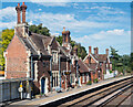 Wateringbury : Station buildings