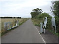 Selective entry to the old railway path