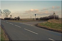 TL0527 : Road junction between Upper Sundon & Streatley by Peter Roberts