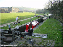 SE0915 : Huddersfield Narrow Canal near Linthwaite by Martin Clark