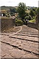 Sett-paved footpath, Mill Bank