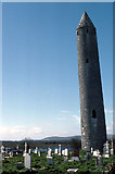 M4000 : Kilmacduagh round tower by Dr Charles Nelson