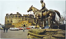 NT2573 : Earl Haig Statue, Edinburgh Castle Esplanade. by Colin Smith