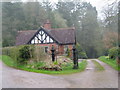 Oaklands Lodge, Llanddew