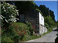 Disused Building at Cross Coombe