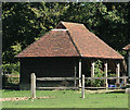 Old farm shelter on Rapkyns Farm