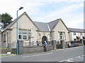 Yr Hen Lyfrgell - The Old Library