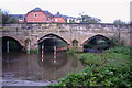 The Old Walton Bridge, Stone