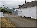 V9440 : Farm buildings by Richard Webb