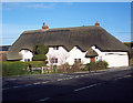 SU1734 : Thatched Cottages on the A338 at Winterbourne Dauntsey by Maigheach-gheal