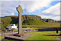 NR2163 : Kilchoman Cross, Islay by Julian Dowse