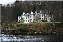 NN2086 : Glenfintaig House on the southern shore of Loch Lochy. by Des Colhoun