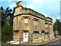 Shanes Castle, Bath Road, Devizes, Wiltshire (1)