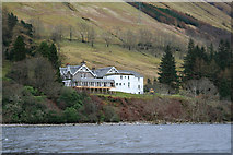 NN2491 : Letterfinlay Lodge Hotel viewed from the loch. by Des Colhoun