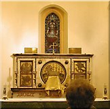 TQ0371 : St Mary Staines - Reredos by John Salmon