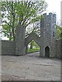 J6250 : Gateway to Quintin Castle by Oliver Dixon