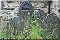 Eglwys Beuno Sant Penmorfa Cerrig Bedd - Gravestones