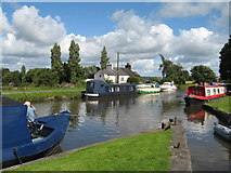 SD4312 : Leeds-Liverpool Canal from New Lane by Sue Adair