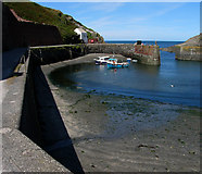 SM8132 : Porthgain harbour by Chris Gunns