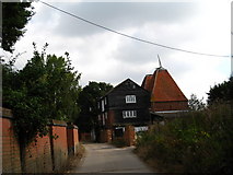 TQ6944 : Old Hay Oast, Old Hay, Brenchley, Kent by Oast House Archive
