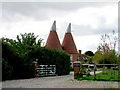 TQ7846 : Sanders Oast, Chart Hill Road, Cross-At-Hand, Kent by Oast House Archive