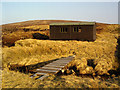 NH6522 : Grouse beaters hut by Ian Bolton