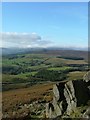 SK2383 : Looking west from Stanage Edge by J147