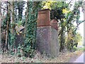 Bridge remains, Former Banbury to Cheltenham railway, Little Rollright