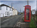 Whitecroft telephone kiosk