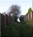 Footpath leading from Elland Road