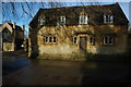 Cotswold stone cottage in Wood Stanway