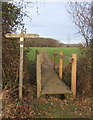 Footpath to a corner of Bonny Wood