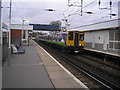 Class 313 train, Hackney Wick station