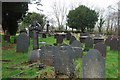 Mynwent Eglwys Beuno Sant Deneio Pwllheli Churchyard