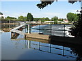 Evesham Weir,  still going strong on 31st July 2007