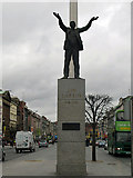 O1534 : Statue of Jim Larkin, O'Connell Street by Lisa Jarvis