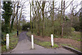 Footpath from Lonsdale Drive (north side) to Worlds End, Enfield