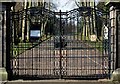 Gates of Pittencrieff Park