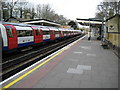 Totteridge & Whetstone Underground station