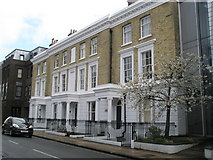 SU4729 : Georgian houses in Southgate Street by Basher Eyre
