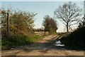 Public footpath and track to Nevards Farm