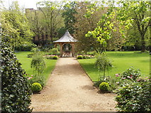TQ2480 : Garden square of Royal Crescent, Kensington by David Hawgood