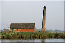 TG3405 : Strumpshaw Pumping Station by Pierre Terre