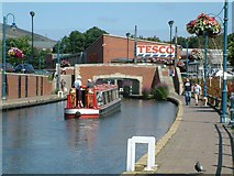 SJ9698 : Huddersfield Narrow Canal at Stalybridge by Gerald England