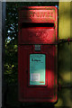 Elizabeth II Postbox, Holme House