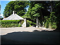 Gateway and lodge to Bosvathick House