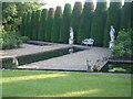 Thorpe Lodge (B&B) - gardens - trees & water feature