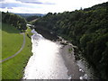 NT5734 : Looking West up the River Tweed from the Viaduct by Iain Lees
