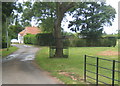 Oak Farm Lane, looking south