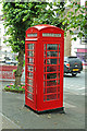 Red public telephone kiosk, High Street